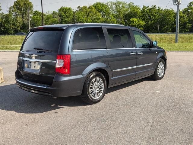 2014 Chrysler Town and Country Touring-L 30th Anniversary
