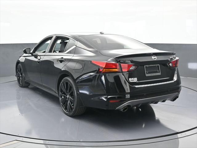 2022 Nissan Altima SR FWD