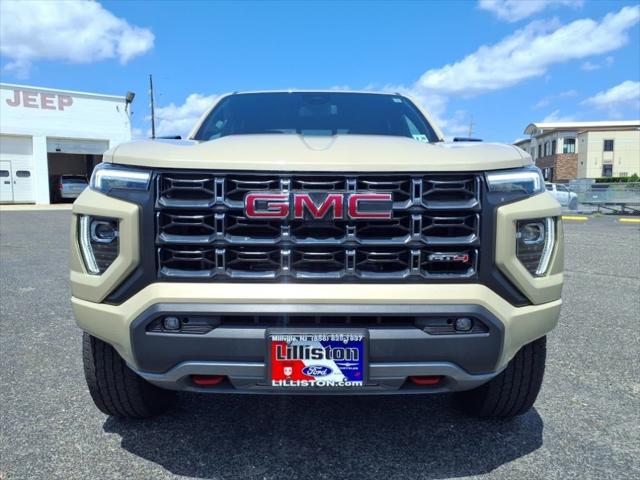 2023 GMC Canyon 4WD Crew Cab Short Box AT4