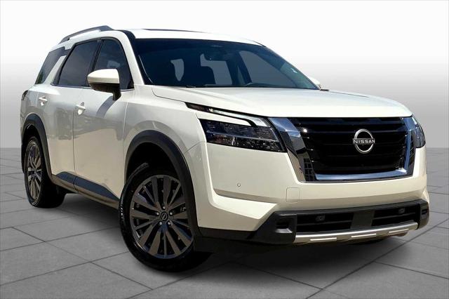 2023 Nissan Pathfinder SL FWD
