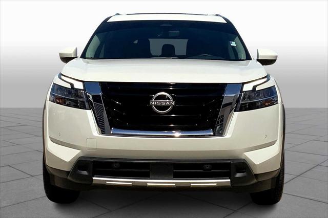 2023 Nissan Pathfinder SL FWD