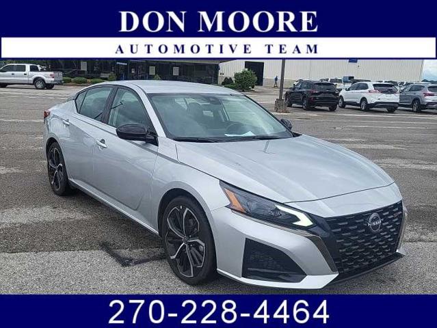 2023 Nissan Altima SR FWD