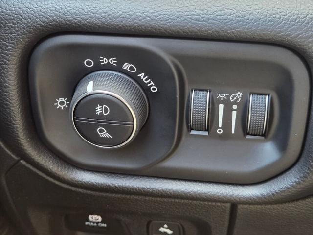 2025 Ram 1500 Big Horn Crew Cab 4x4 57 Box