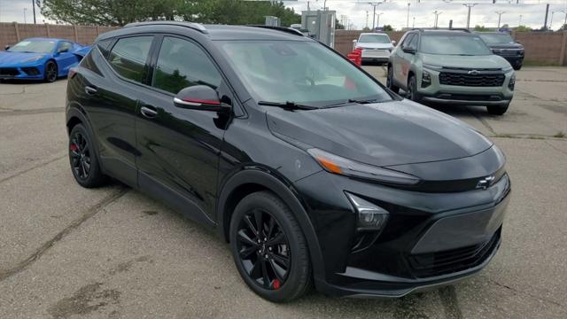 Used 2023 Chevrolet Bolt EUV LT with VIN 1G1FY6S09P4113556 for sale in Waterford, MI