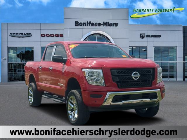 2021 Nissan TITAN Crew Cab SV 4x2