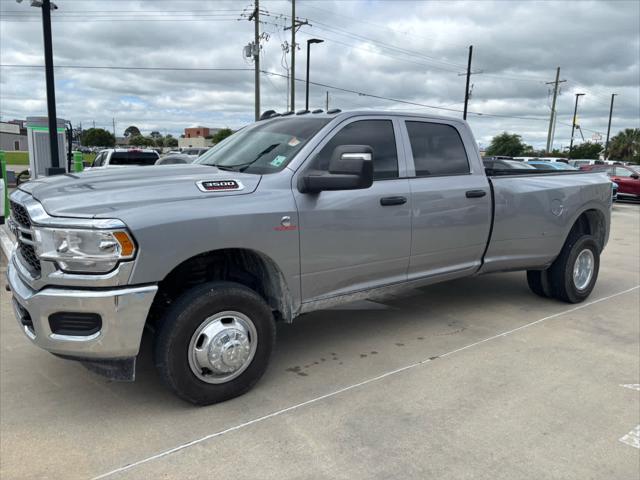 2024 RAM 3500 Tradesman Crew Cab 4x4 8 Box