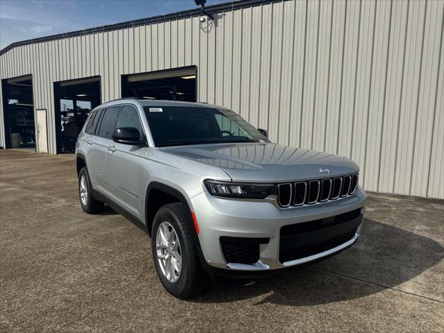 2025 Jeep Grand Cherokee GRAND CHEROKEE L LAREDO 4X2