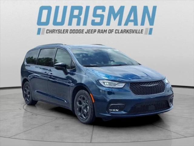 2025 Chrysler Pacifica Hybrid PACIFICA PLUG-IN HYBRID S APPEARANCE