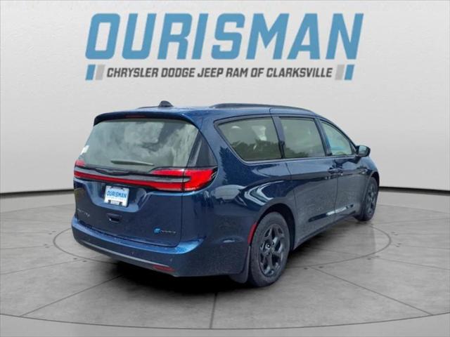 2025 Chrysler Pacifica Hybrid PACIFICA PLUG-IN HYBRID S APPEARANCE