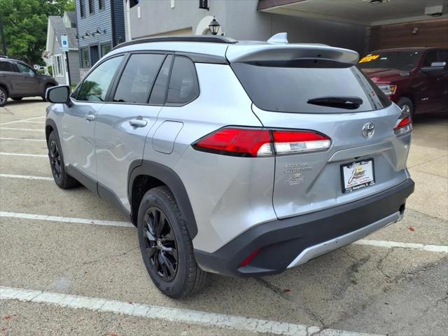 2023 Toyota Corolla Cross LE