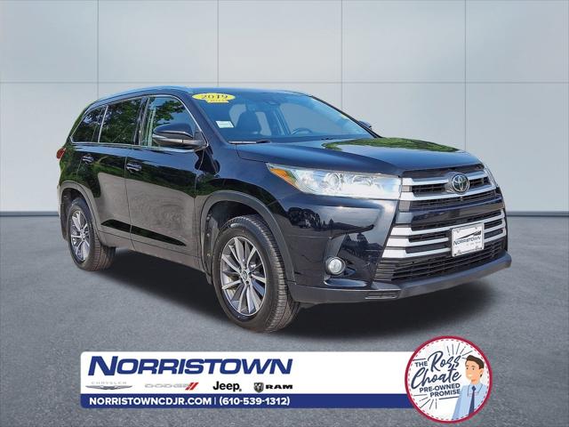 2019 Toyota Highlander SE