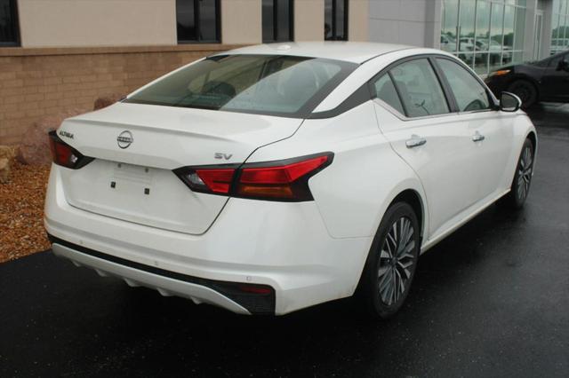 2023 Nissan Altima SV FWD