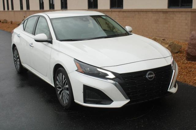 2023 Nissan Altima SV FWD