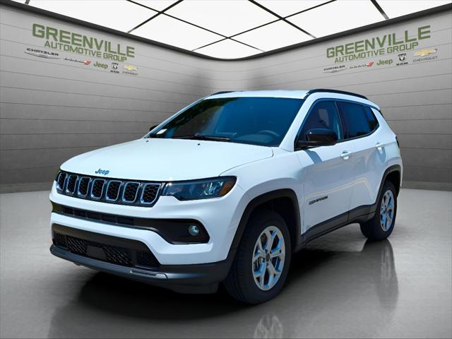 2025 Jeep Compass COMPASS LATITUDE 4X4