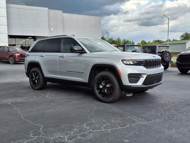 2025 Jeep Grand Cherokee GRAND CHEROKEE ALTITUDE 4X4