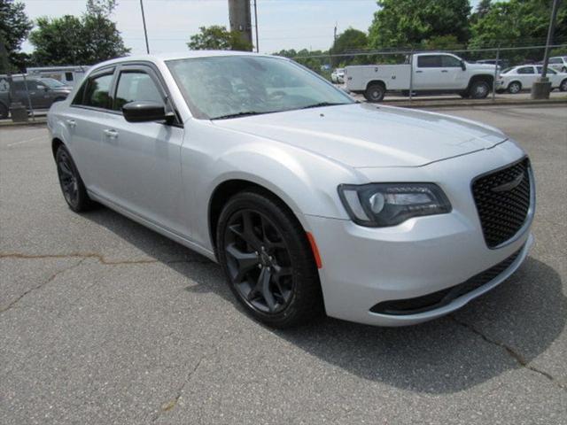 2020 Chrysler 300 Touring
