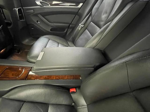 2012 Porsche Panamera 4S