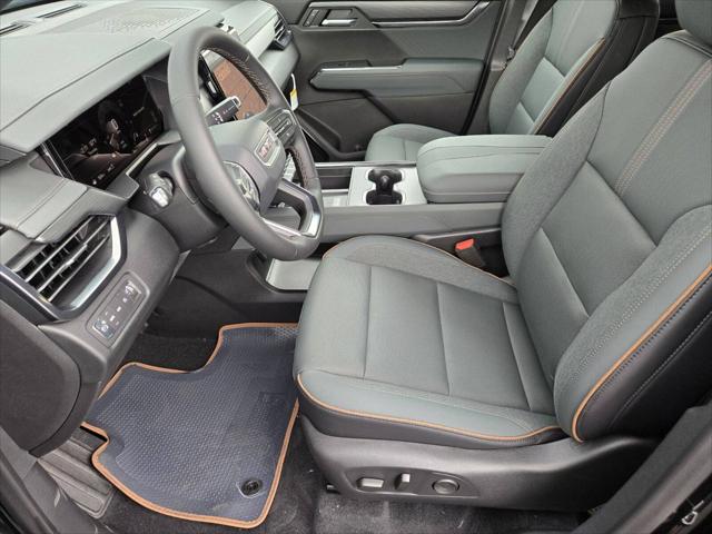 2025 GMC Acadia AWD AT4
