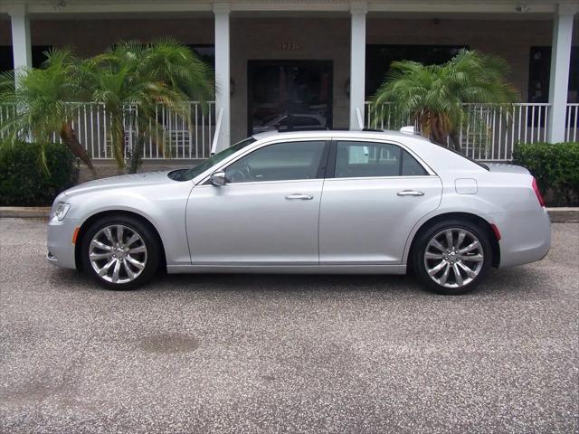 2019 Chrysler 300 Limited