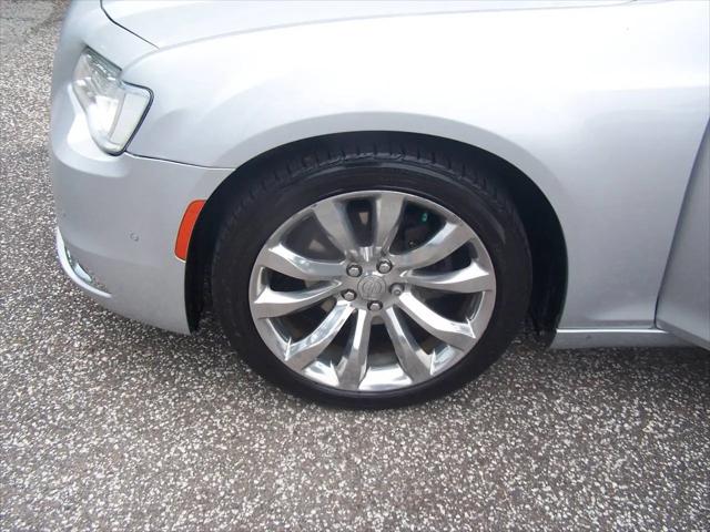2019 Chrysler 300 Limited