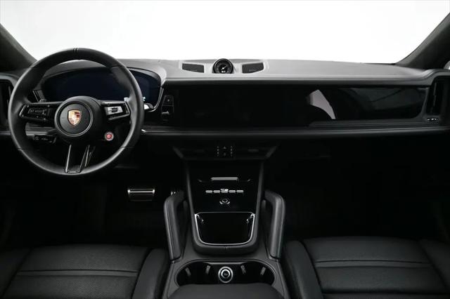 2025 Porsche Cayenne Turbo GT