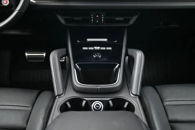 2025 Porsche Cayenne Turbo GT