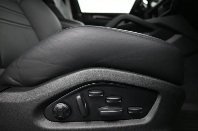 2025 Porsche Cayenne Turbo GT