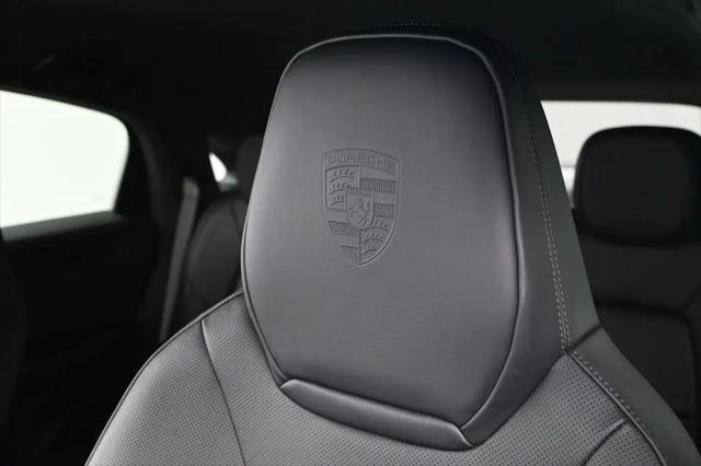 2025 Porsche Cayenne Turbo GT
