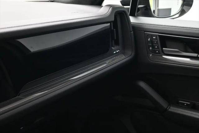 2025 Porsche Cayenne Turbo GT