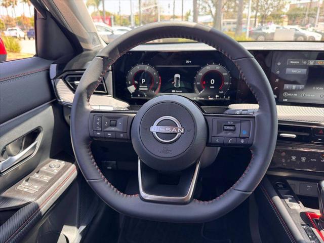 2025 Nissan Kicks SR FWD