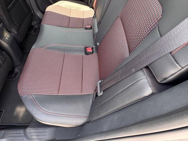 2025 Nissan Kicks SR FWD