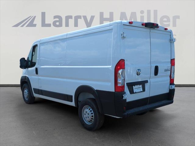2025 Ram ProMaster Cargo Van Tradesman Low Roof 136" WB w/Pass Seat
