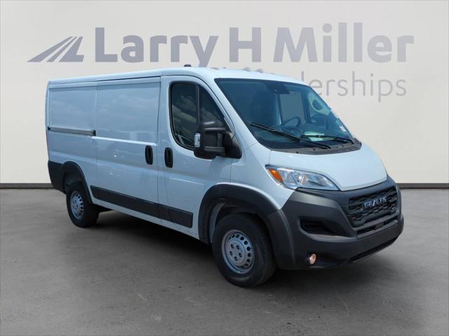 2025 Ram ProMaster Cargo Van Tradesman Low Roof 136" WB w/Pass Seat