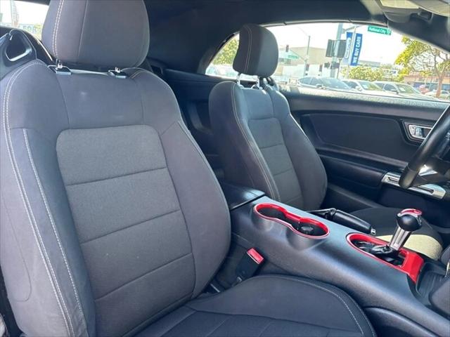 2015 Ford Mustang V6