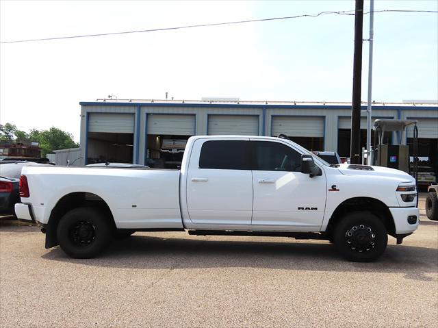 2025 RAM 3500 Laramie Crew Cab 4x4 8 Box