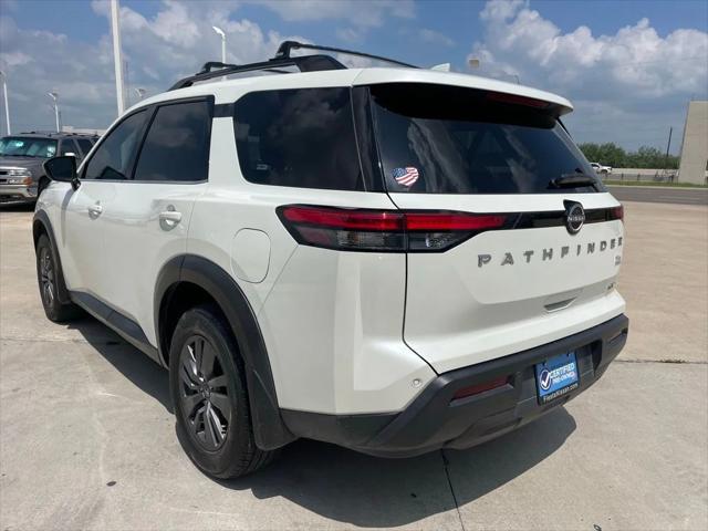2023 Nissan Pathfinder SV FWD