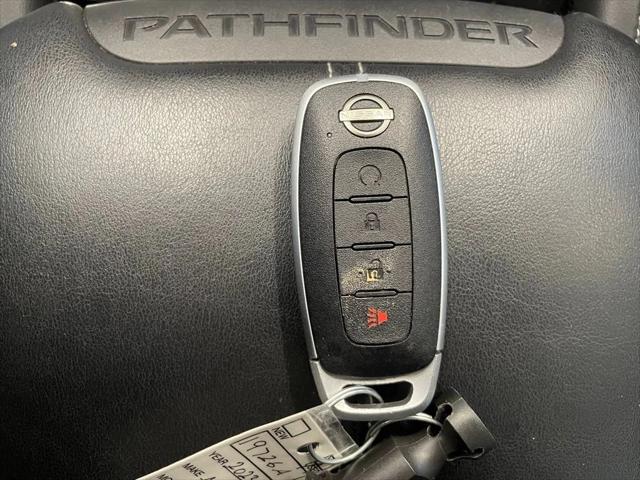 2023 Nissan Pathfinder SV FWD