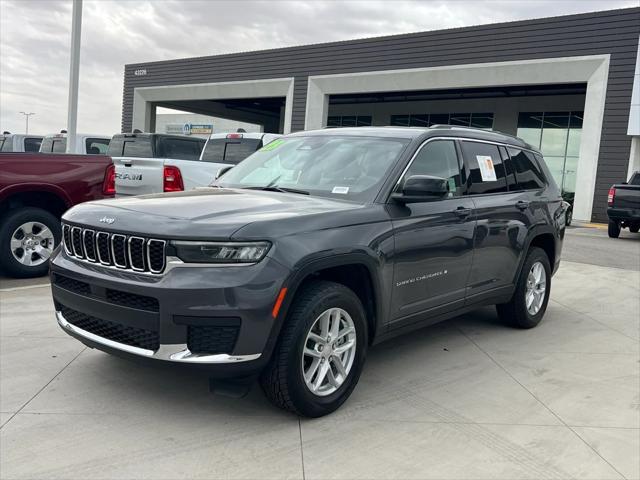 2023 Jeep Grand Cherokee L Laredo 4x2
