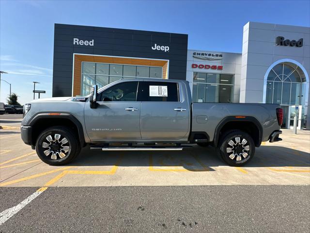 2024 GMC Sierra 2500HD 4WD Crew Cab Standard Bed Denali