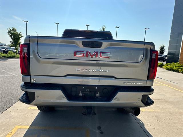 2024 GMC Sierra 2500HD 4WD Crew Cab Standard Bed Denali