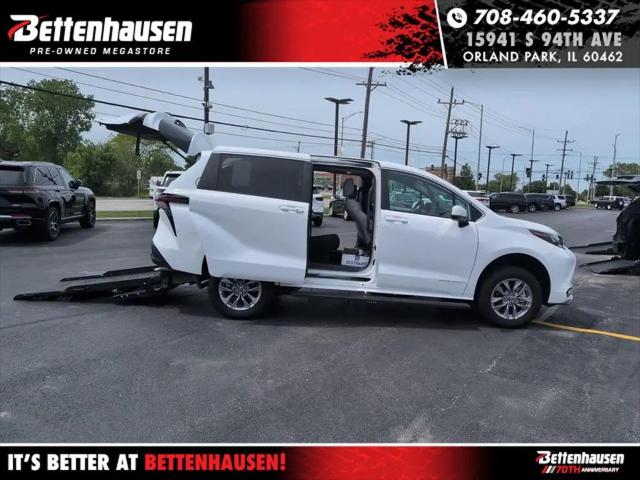 2025 Toyota Sienna LE for sale in Orland Park, IL