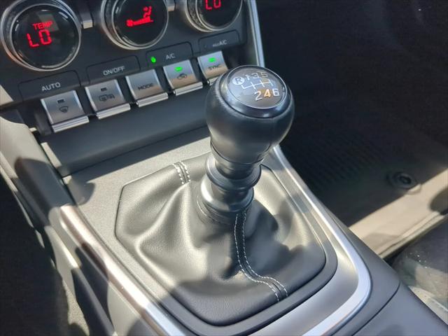 2024 Toyota GR86 Premium