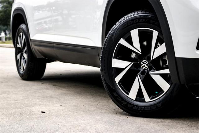 2023 Volkswagen Atlas Cross Sport 2.0T SE
