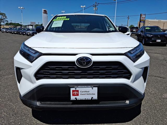 2023 Toyota RAV4 LE