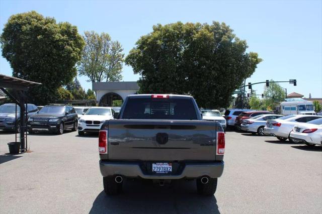 2019 Ram 1500 Classic Laramie Crew Cab 4x4 5'7" Box