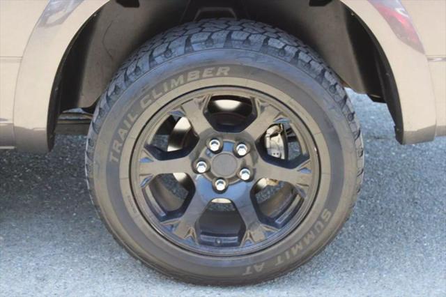 2019 Ram 1500 Classic Laramie Crew Cab 4x4 5'7" Box