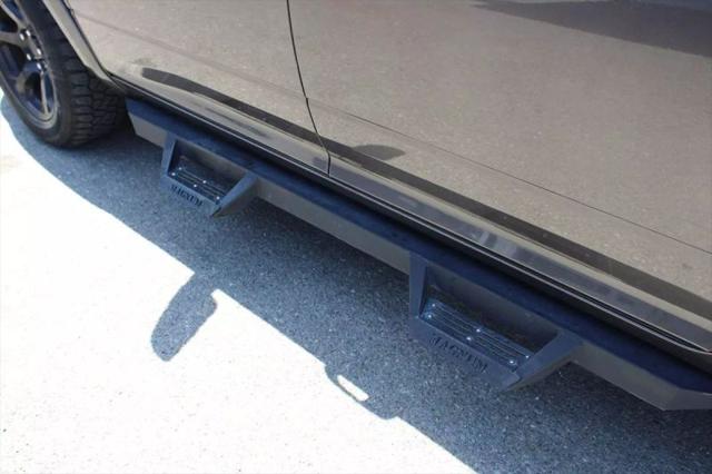 2019 Ram 1500 Classic Laramie Crew Cab 4x4 5'7" Box