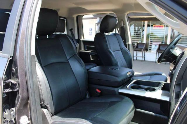 2019 Ram 1500 Classic Laramie Crew Cab 4x4 5'7" Box
