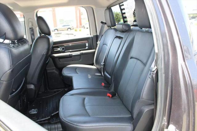 2019 Ram 1500 Classic Laramie Crew Cab 4x4 5'7" Box