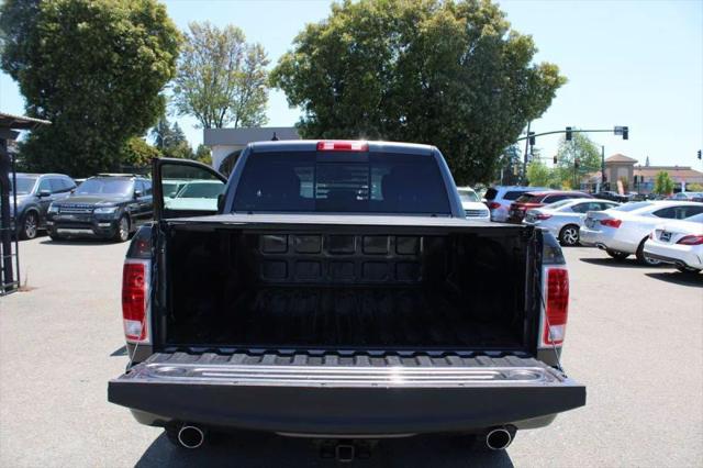 2019 Ram 1500 Classic Laramie Crew Cab 4x4 5'7" Box